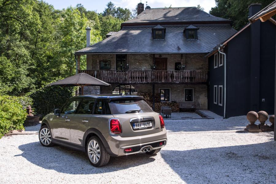  Mini Cooper S 5-Door (F56) 2018 года  (WW) (фото 24 из 86)
